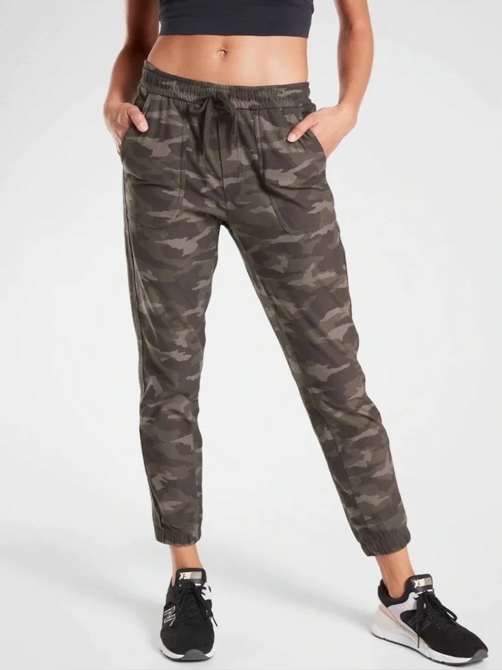 Athleta Farallon Camo Drawstring Jogger Pants - Olive